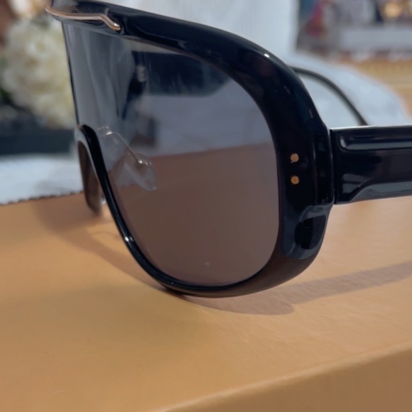 H&M Aviator styles Sunglasses - Picture 8 of 9